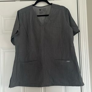 FIGS women technical collection XL SHIRT gray